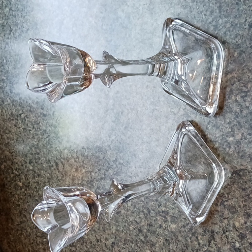 1 Pare TULIP  Candlesticks Clear Glass